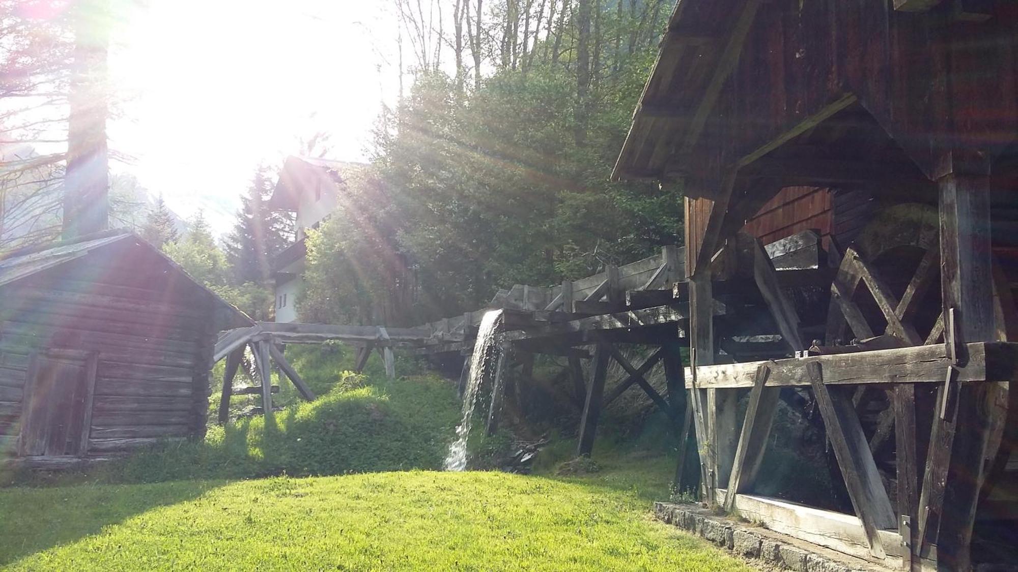 Gaestehaus Truskaller Hotel Mallnitz Exterior photo